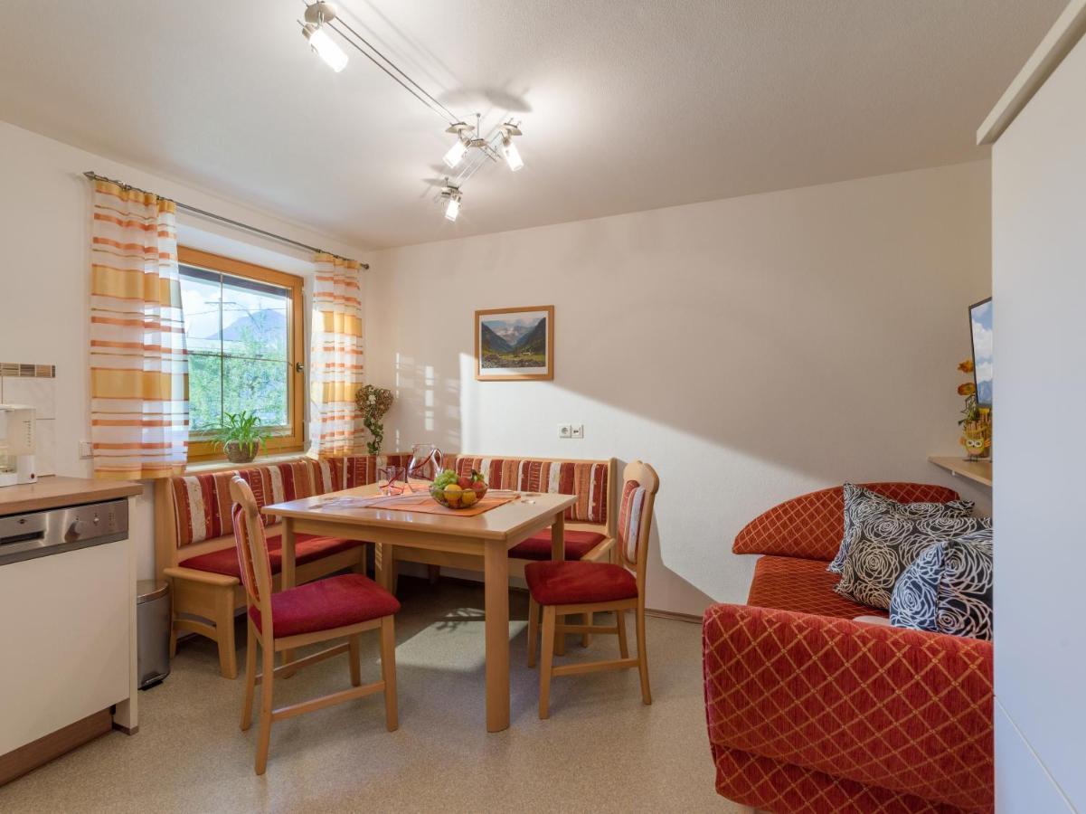 Ferienwohnung Petra Bruck am Ziller Екстер'єр фото
